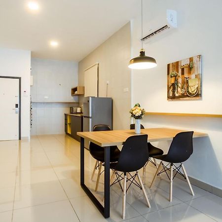 Da Men Sunway Subang By Ody Suites Subang Jaya Esterno foto